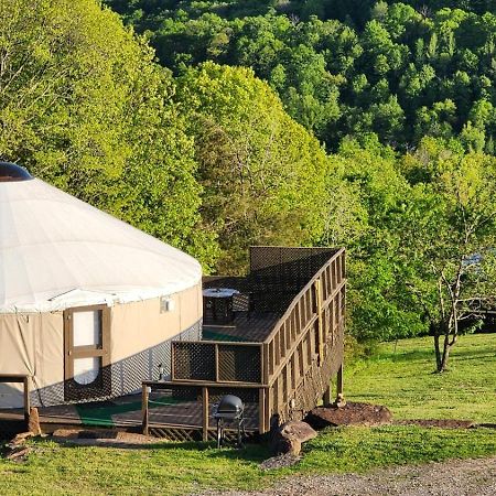 Stonewind Retreat Villa Chester Bagian luar foto