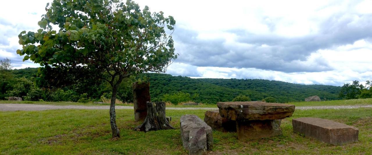 Stonewind Retreat Villa Chester Bagian luar foto