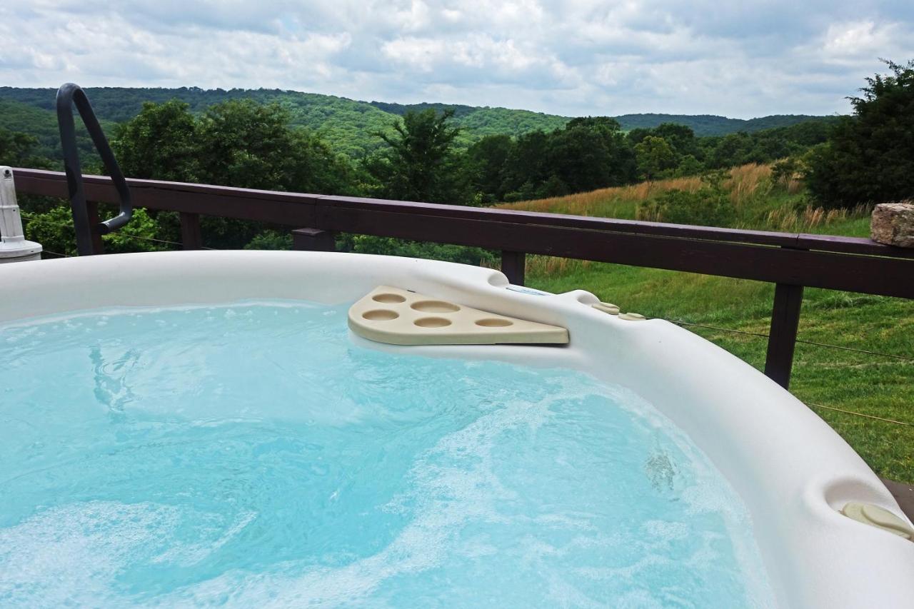 Stonewind Retreat Villa Chester Bagian luar foto
