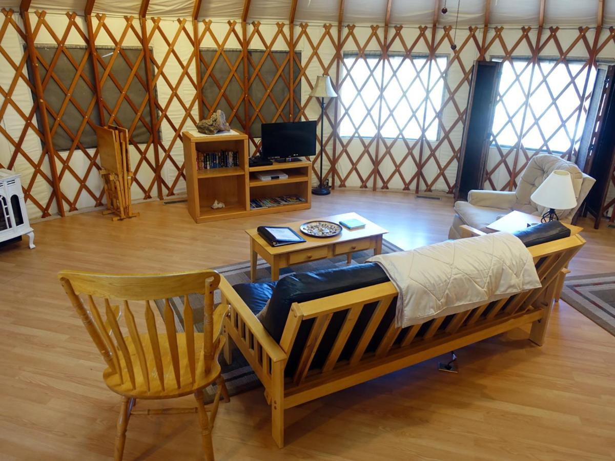 Stonewind Retreat Villa Chester Bagian luar foto