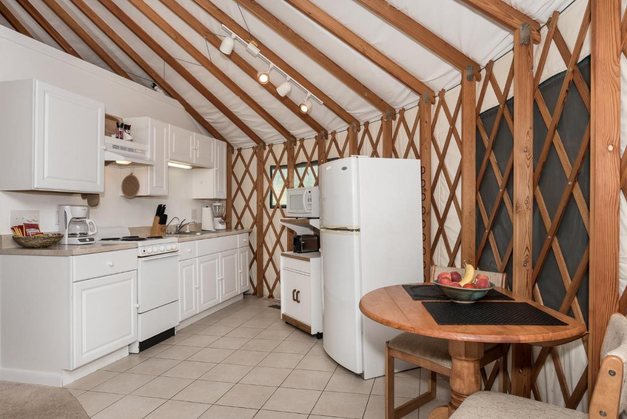 Stonewind Retreat Villa Chester Bagian luar foto