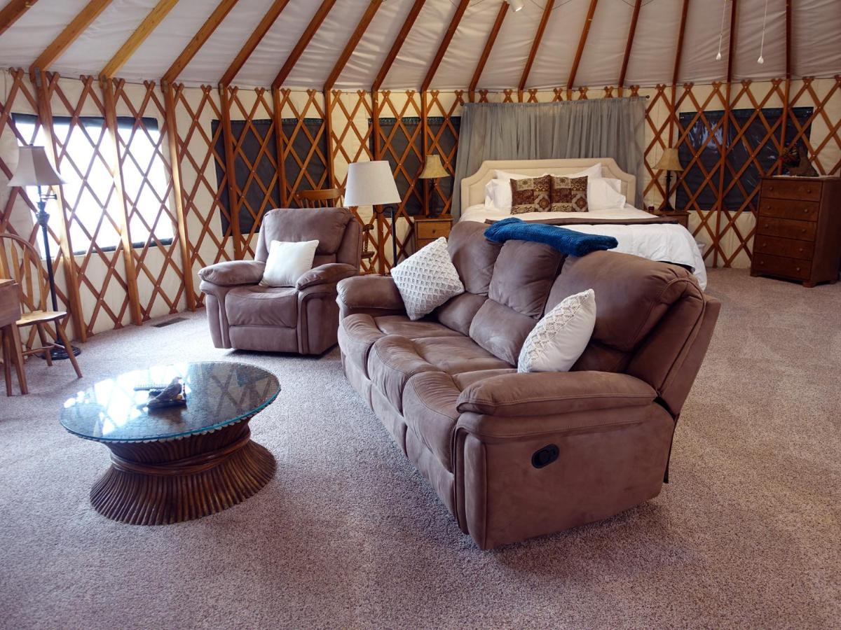 Stonewind Retreat Villa Chester Bagian luar foto